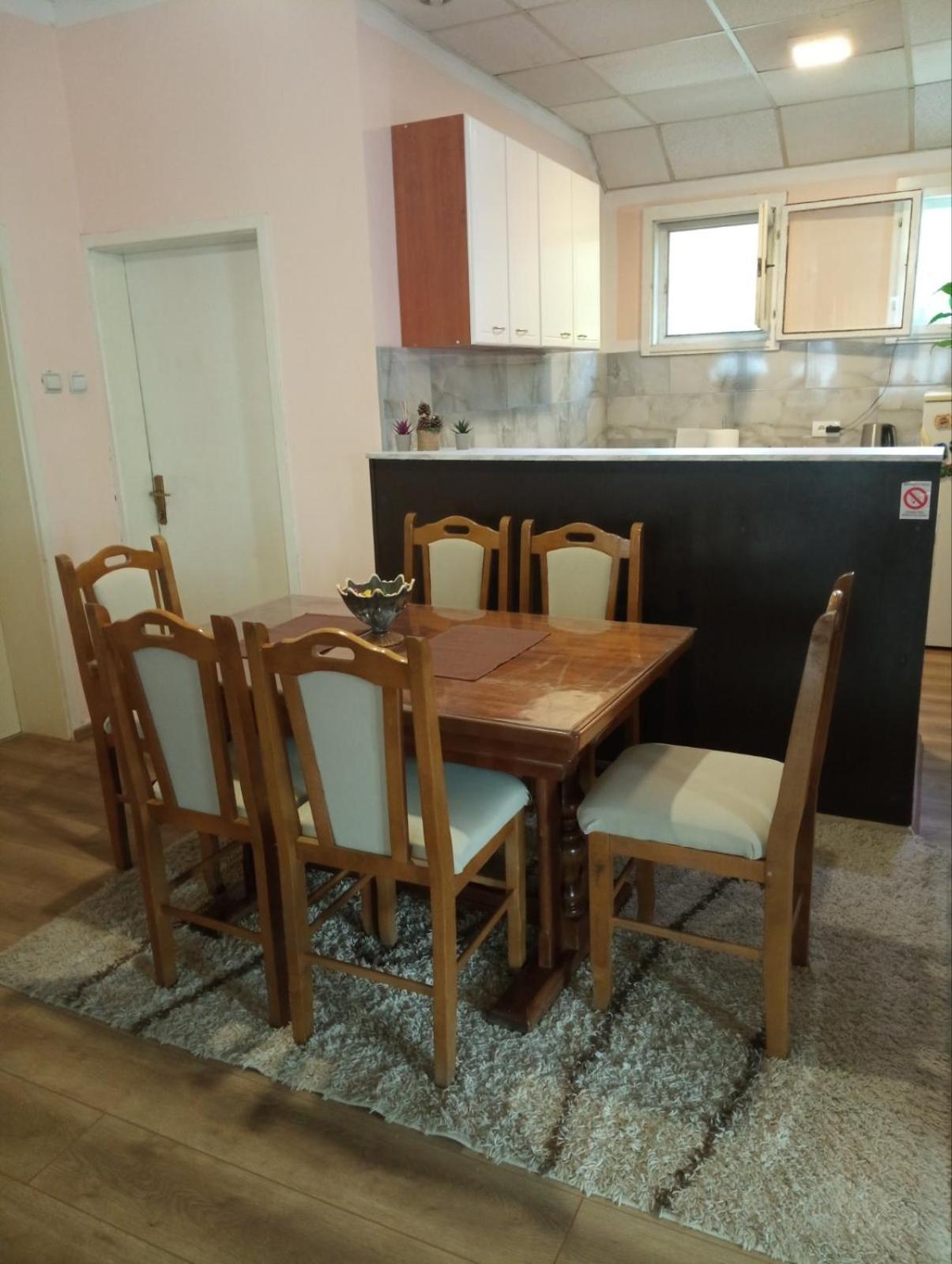 Apartman Dunja I Milos Mokra Gora Eksteriør bilde